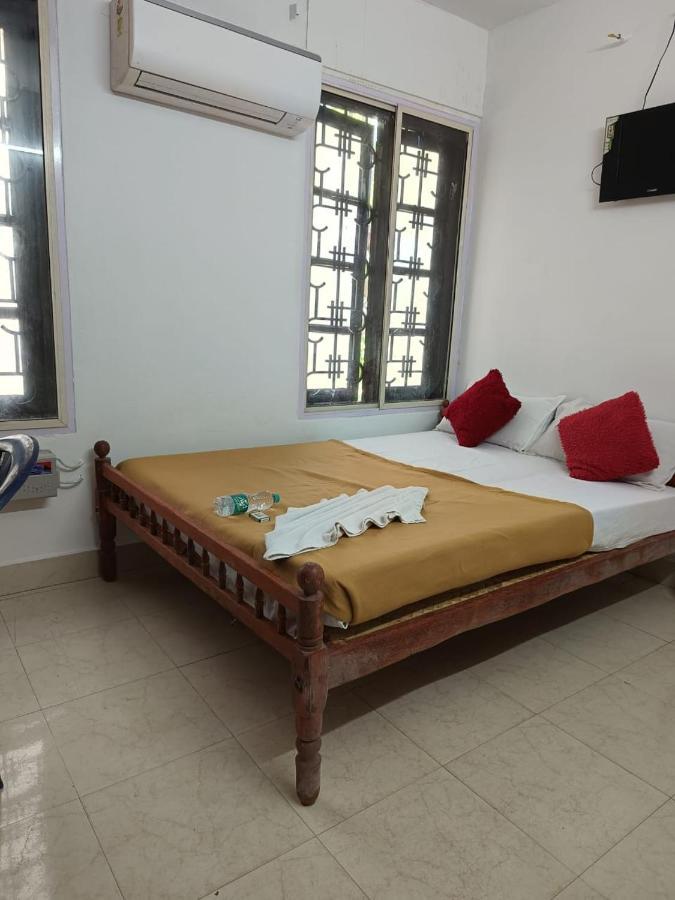 Prathiba Residency Hotell Kollam Eksteriør bilde