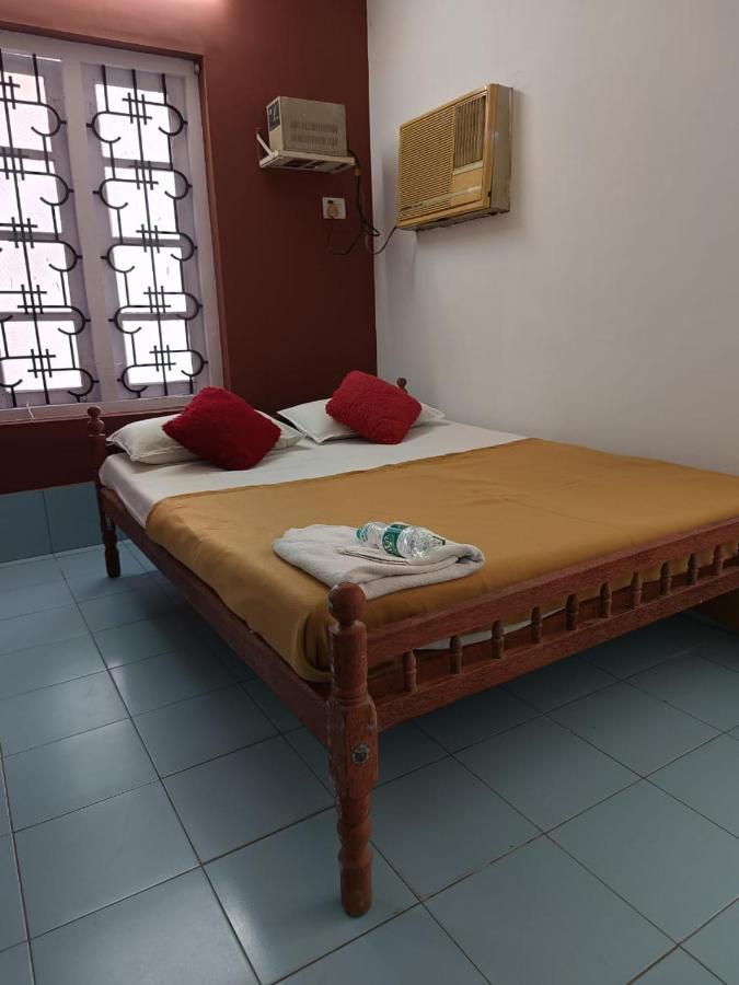 Prathiba Residency Hotell Kollam Eksteriør bilde